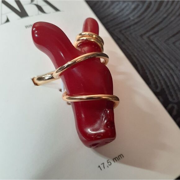 NWT Zara Faux Coral Statement Ring - Picture 11 of 12